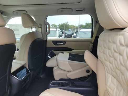New 2026 Nissan Armada Platinum RWD image 11