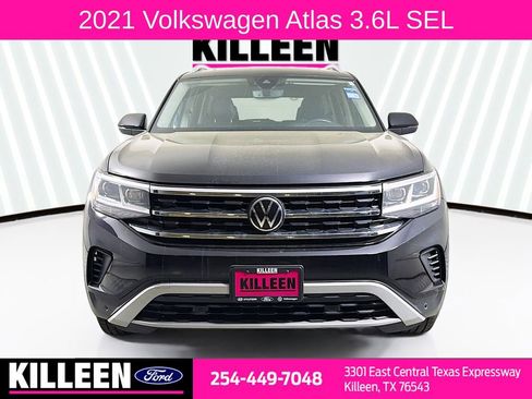 Used 2021 Volkswagen Atlas SEL AWD/4WD image 2