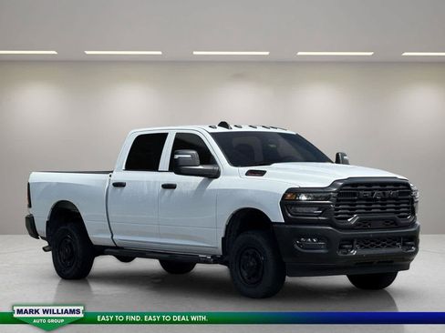 Used 2025 RAM 2500 Tradesman AWD/4WD image 2