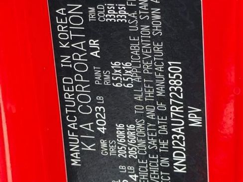 Used 2024 Kia Soul LX w/ Option Group 015 FWD image 33