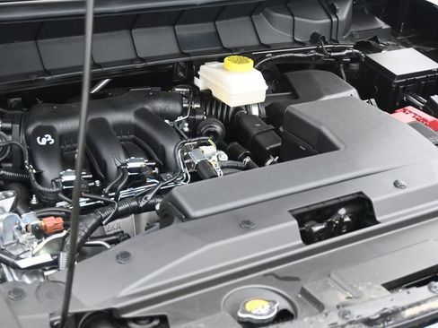 New 2026 Nissan Pathfinder Platinum AWD/4WD image 26