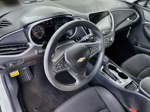 Used 2024 Chevrolet Malibu LS w/ Driver Confidence Package FWD image 28