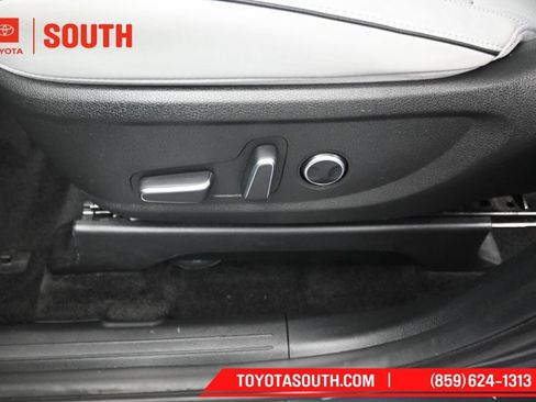 Used 2025 Hyundai Palisade SEL AWD/4WD image 24