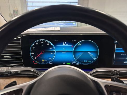 Used 2022 Mercedes-Benz GLS 450 4MATIC w/ AMG Line Exterior image 39