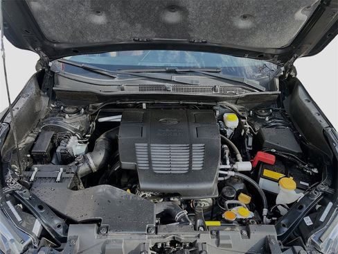 Used 2024 Subaru Forester Touring w/ Pop Package 2 image 32