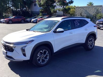 Used 2025 Chevrolet Trax LT w/ LT Convenience Package