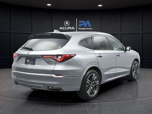 Used 2025 Acura MDX SH-AWD w/ Advance Package image 34