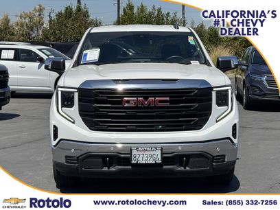 Used 2025 GMC Sierra 1500 Pro w/ Pro Value Package