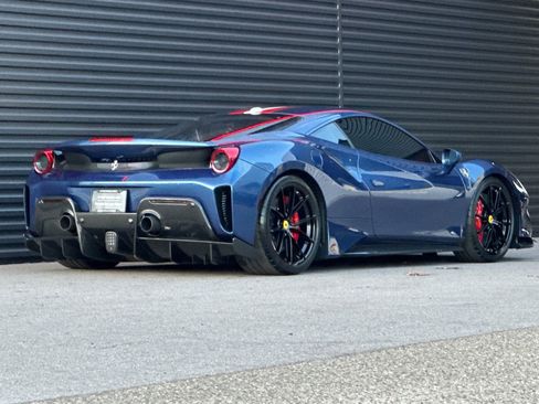 Used 2019 Ferrari 488 Pista Coupe image 8