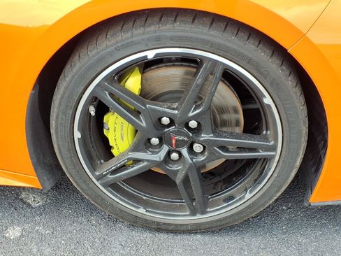 Used 2023 Chevrolet Corvette Stingray Preferred Conv w/ Z51 Performance Package RWD image 9
