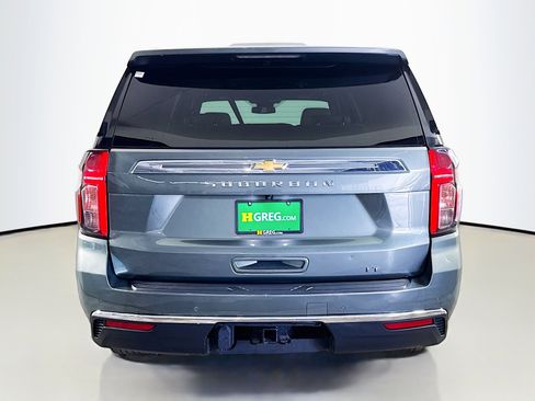 Used 2024 Chevrolet Suburban LT RWD image 8