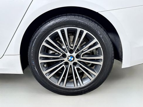 Used 2019 BMW 530i xDrive w/ Convenience Package image 26
