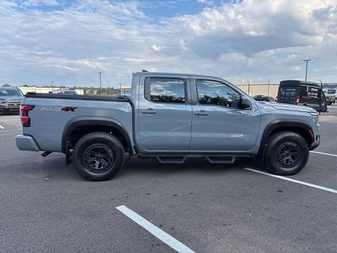 Used 2025 Nissan Frontier PRO-4X w/ Pro Premium Package image 5