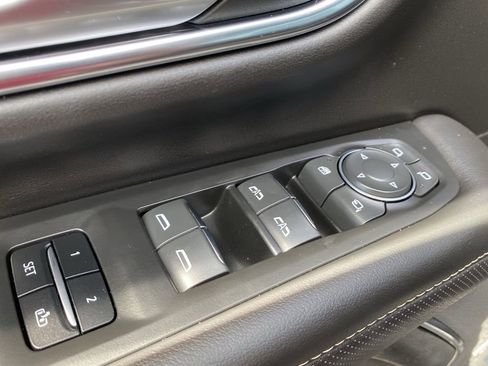 Used 2022 Chevrolet Tahoe Premier image 24