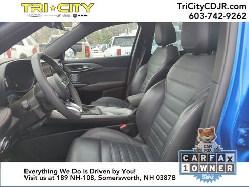 Used 2024 Dodge Hornet GT w/ GT Blacktop Package image 11