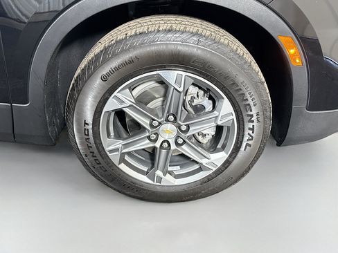 Used 2023 Chevrolet Blazer LT FWD image 32