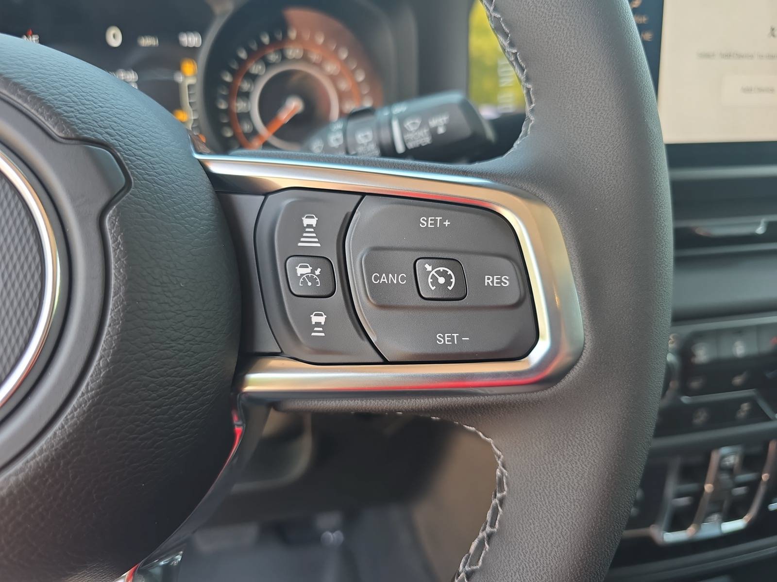New 2026 Jeep Wrangler Unlimited Sahara AWD/4WD image 18