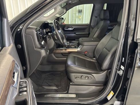 Used 2022 Chevrolet Silverado 1500 LT Trail Boss w/ Convenience Package II image 41