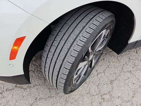 Certified 2023 Chevrolet Equinox Premier image 34