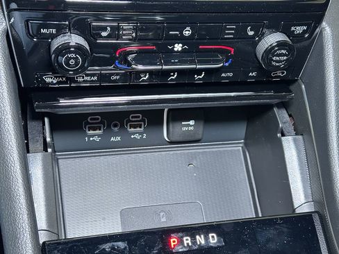 New 2025 Jeep Grand Cherokee Laredo image 27