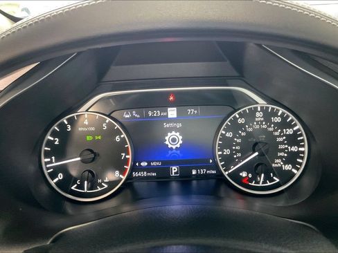 Used 2024 Nissan Murano SV AWD/4WD image 7