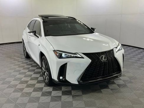 Used 2024 Lexus UX 250h F Sport AWD/4WD image 3