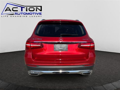 Used 2019 Mercedes-Benz GLC 300 4MATIC image 7