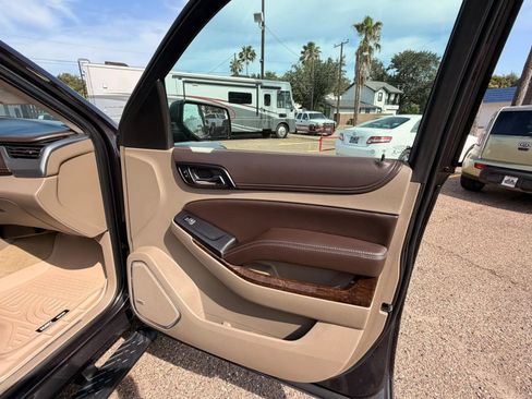 Used 2018 Chevrolet Tahoe LT AWD/4WD image 25