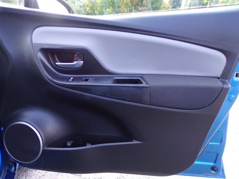 Used 2017 Toyota Yaris 4-Door Hatchback FWD image 20