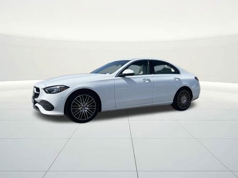 Used 2023 Mercedes-Benz C 300 Sedan image 3