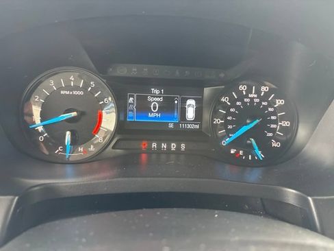 Used 2018 Ford Explorer XLT FWD image 19