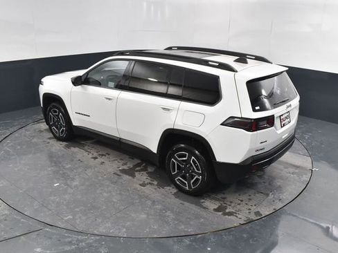 New 2026 Jeep Cherokee Limited image 38