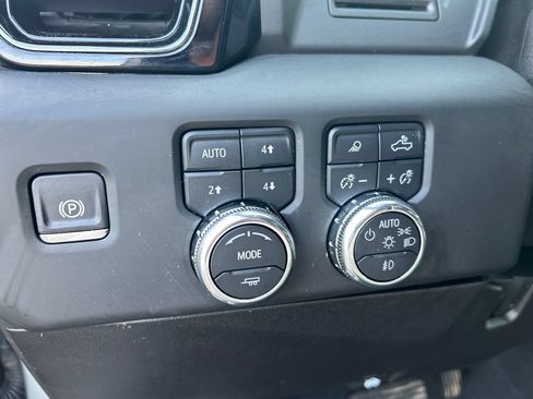 Certified 2025 GMC Sierra 2500 AT4 AWD/4WD image 23
