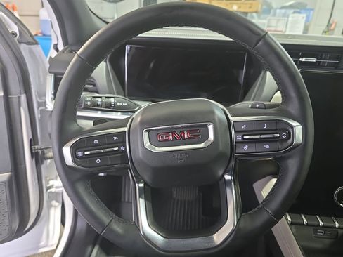 Used 2026 GMC Terrain Elevation w/ Elevation Premium Package AWD/4WD image 18
