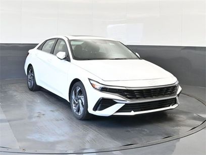 Used 2025 Hyundai Elantra SEL