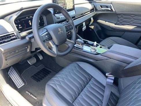 New 2026 Mitsubishi Outlander SEL FWD image 6