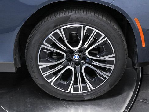Used 2025 BMW X3 xDrive30i AWD/4WD image 9