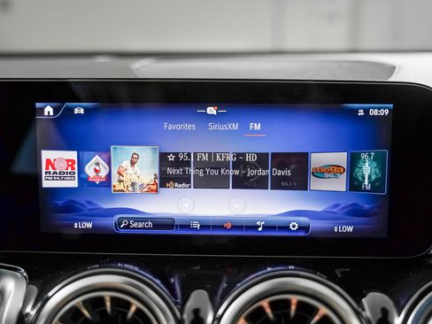 Certified 2024 Mercedes-Benz EQB 250+ image 16