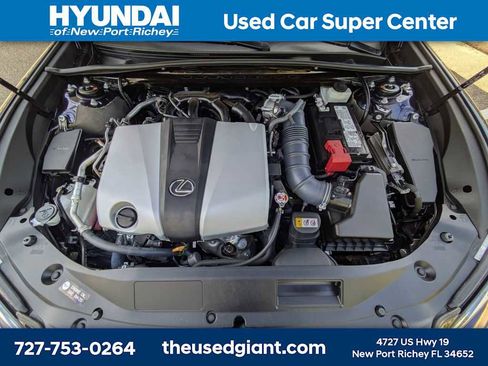 Used 2025 Lexus ES 350 w/ Premium Package FWD image 12