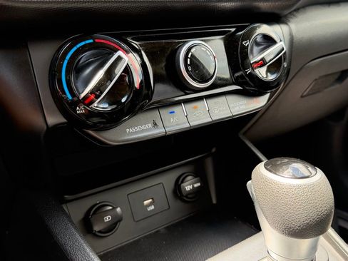 Used 2023 Hyundai Kona SEL image 20