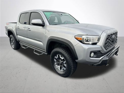 Used 2021 Toyota Tacoma TRD Off-Road w/ Technology Package image 5