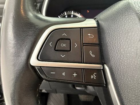 Used 2023 Toyota Highlander XSE image 11