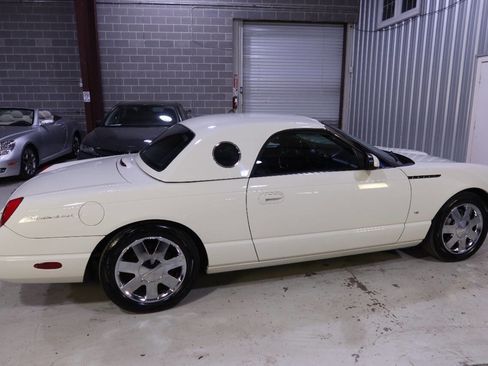 Used 2003 Ford Thunderbird image 6