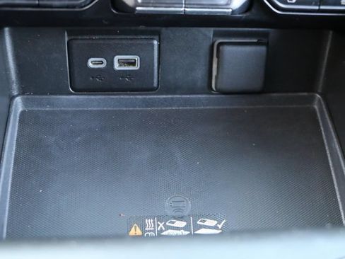 Used 2021 Chevrolet Tahoe LT AWD/4WD image 27
