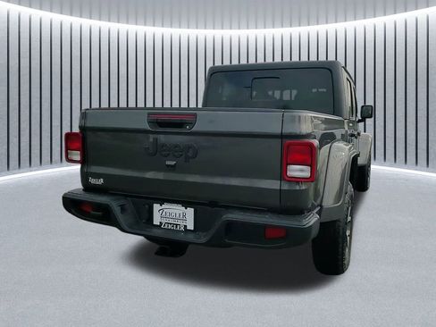 New 2026 Jeep Gladiator Sport image 10