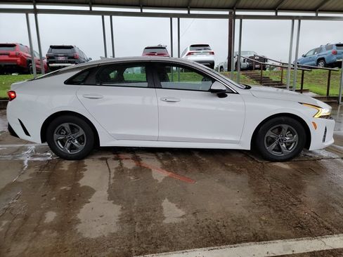 Used 2023 Kia K5 LXS FWD image 4