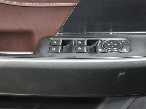 Used 2023 Ford F150 Lariat AWD/4WD image 27