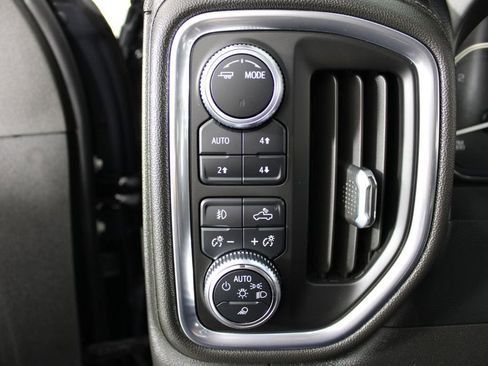 Used 2022 GMC Sierra 3500 SLT image 23