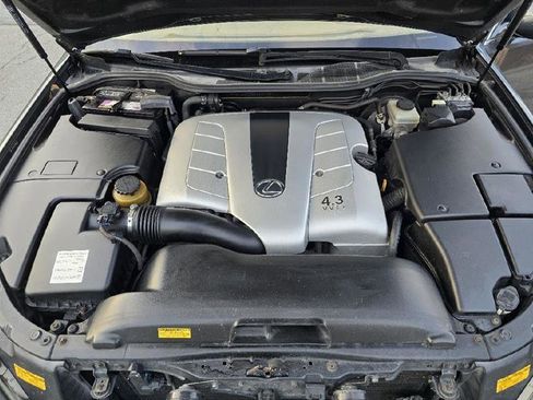 Used 2004 Lexus LS 430 image 23