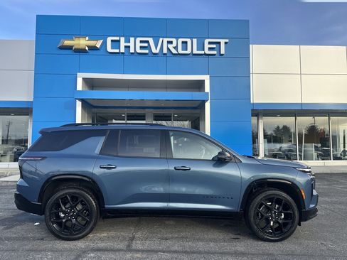 New 2026 Chevrolet Traverse RS image 1